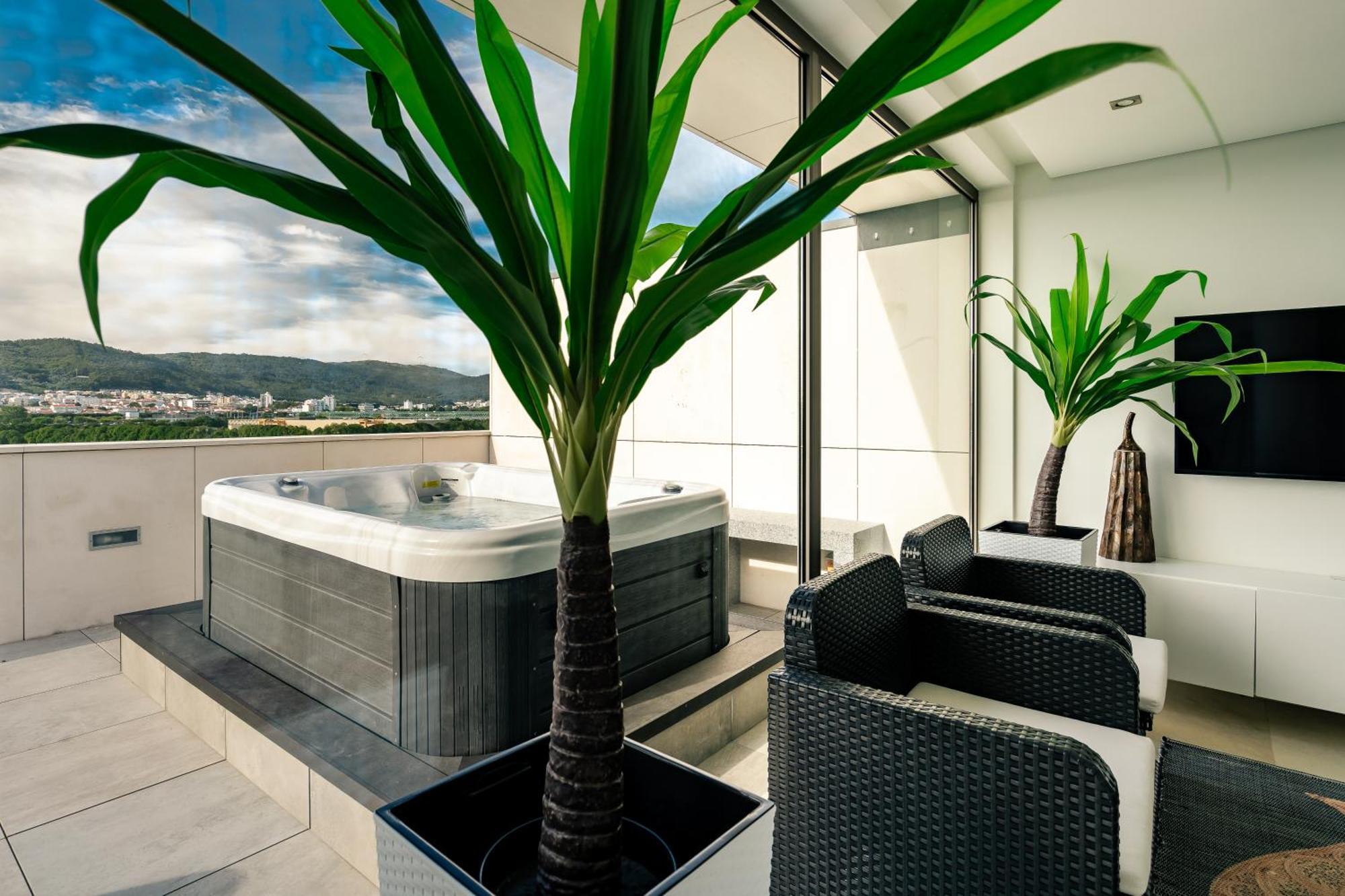 River Town View - Luxury Apartment With Jacuzzi On Terrace Viana do Castelo Luaran gambar